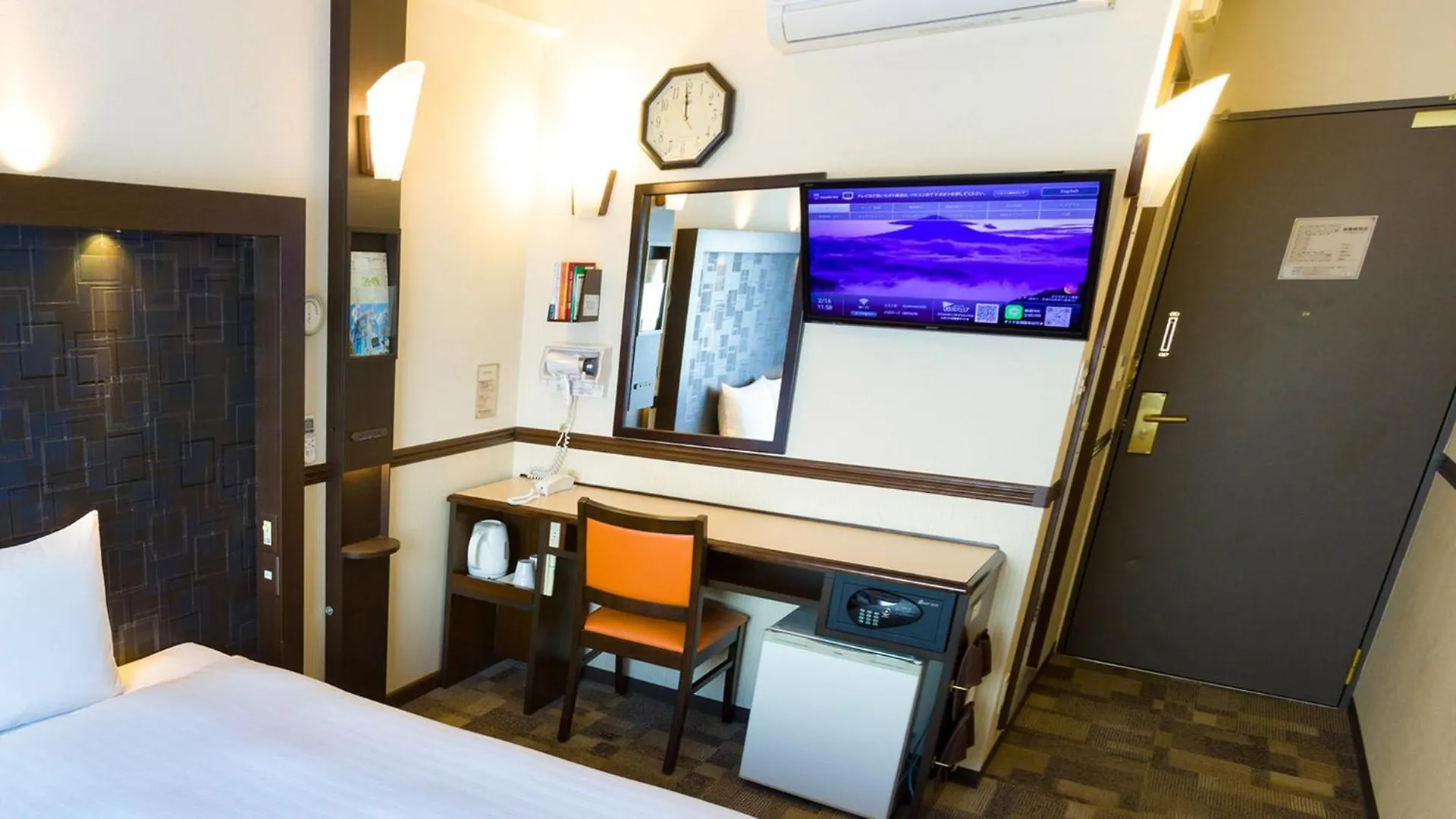 Toyoko Inn Tokyo Shinagawa Konan-guchi Tennozu Isle 3*,